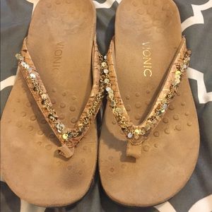Vionic sandals (8)